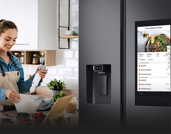 Giới thiệu 2 sản phẩm tủ lạnh cao cấp của LG và Samsung có màn hình xuyên thấu 