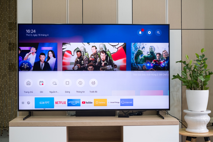 Cận Cảnh Chiếc Tivi 8K Rẻ Nhất Hiện Có Tại Việt Nam