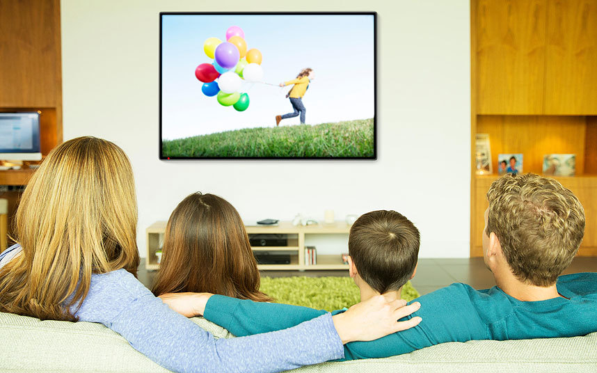 Xem tivi nhiều có thực sự gây cận thị không?